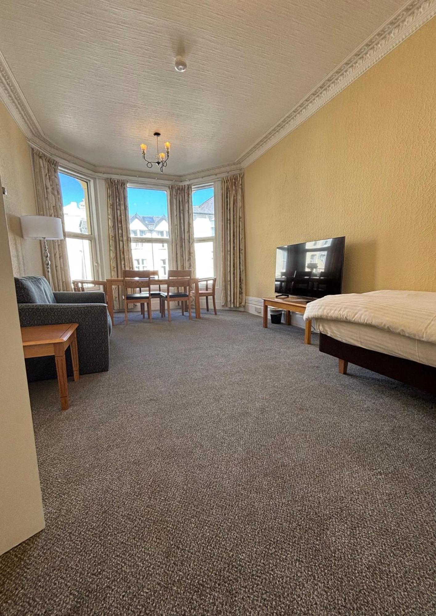 Welbeck Hotel & Apartments Douglas Exterior foto